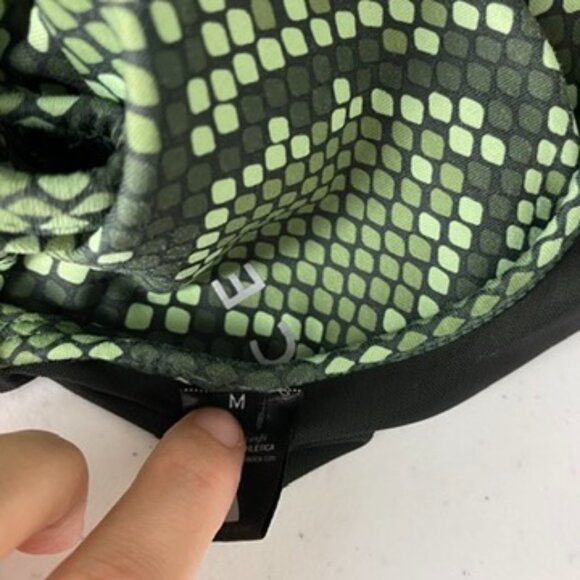 Balance Athletica Viper Snake Print Sports Bra Green Womens Medium - Picture 4 of 6
